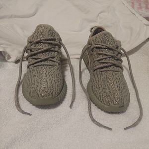 Mens Adidas Yeezy Moonrock for Sale up to 90% Off: Poshmark